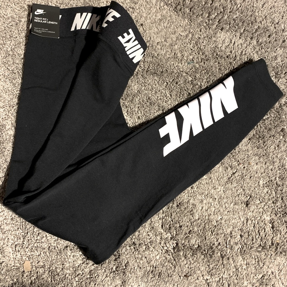 Nike leggings